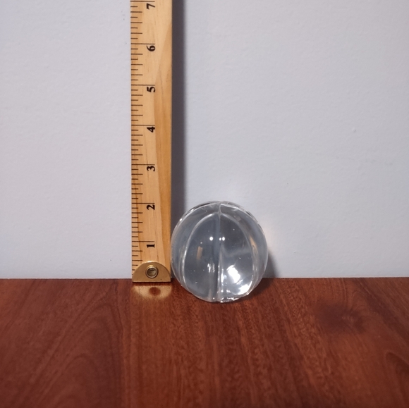 2" clear glass basketball paperweight - Picture 2 of 8